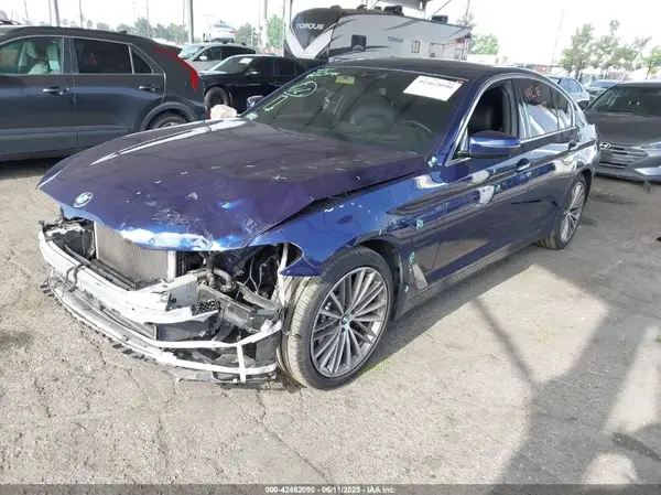 WBAJA9C51JB033282 2018 BMW 5ER - Image 2