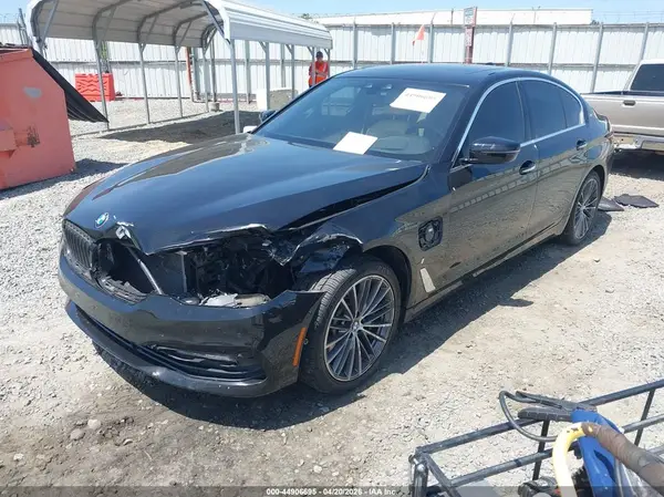WBAJA9C51JB034352 2018 BMW 5ER - Image 2