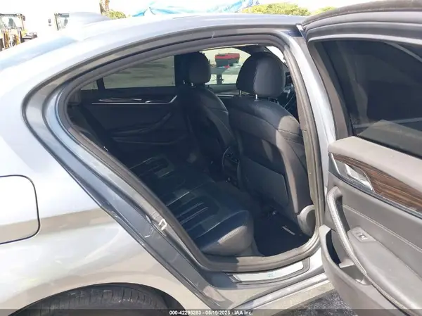 WBAJA9C51JB249195 2018 BMW 5ER - Image 8