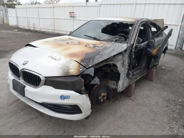 WBAJA9C51JB249486 2018 BMW 5ER - Image 2