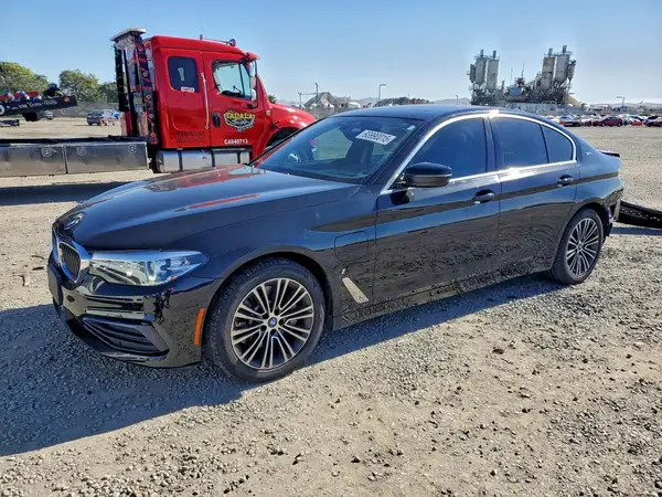 WBAJA9C51KB253782 2019 BMW 5ER - Image 1
