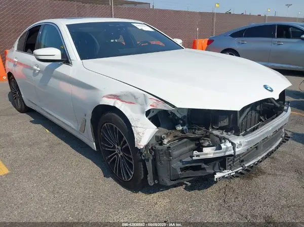 WBAJA9C51KB389068 2019 BMW 5ER - Image 1