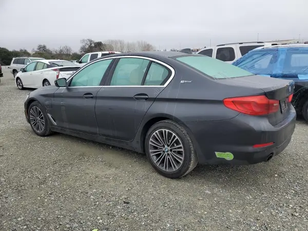 WBAJA9C51KB398689 2019 BMW 5ER - Image 2
