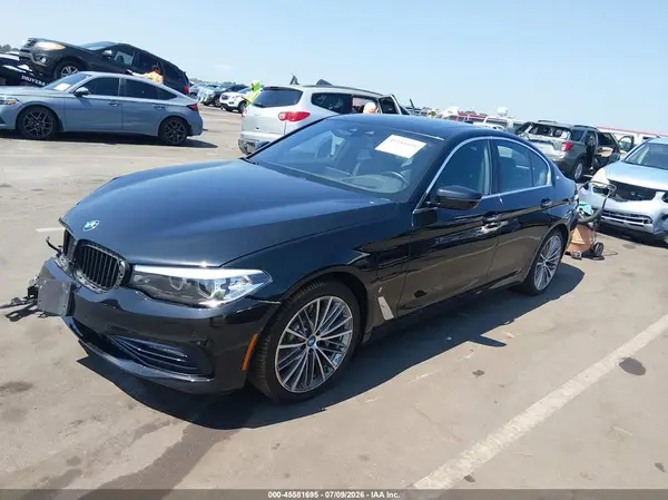 WBAJA9C52JB249416 2018 BMW 5ER - Image 2
