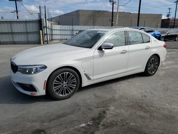 WBAJA9C52JB249643 2018 BMW 5ER - Image 1