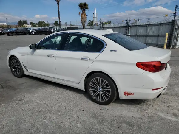 WBAJA9C52JB249643 2018 BMW 5ER - Image 2