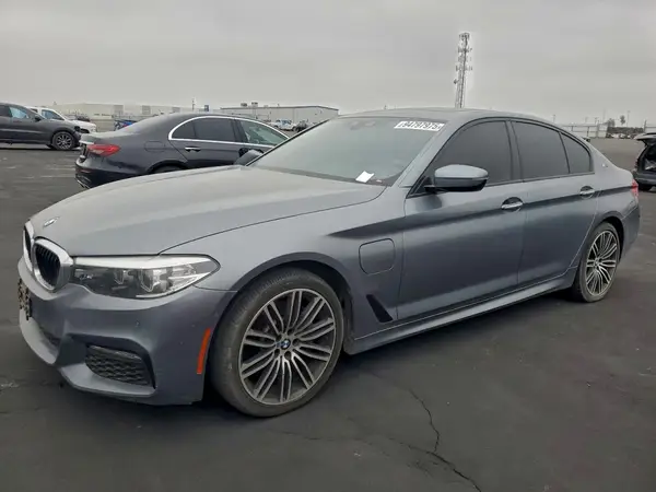 WBAJA9C52JB249996 2018 BMW 5ER - Image 1