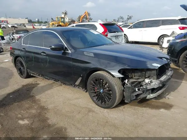 WBAJA9C52JB251893 2018 BMW 5ER - Image 1
