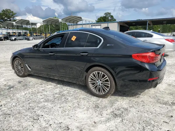 WBAJA9C52JG623087 2018 BMW 5ER - Image 2