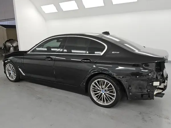 WBAJA9C52KB254889 2019 BMW 5ER - Image 2