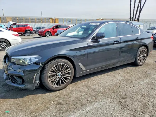 WBAJA9C52KB388351 2019 BMW 5ER - Image 1