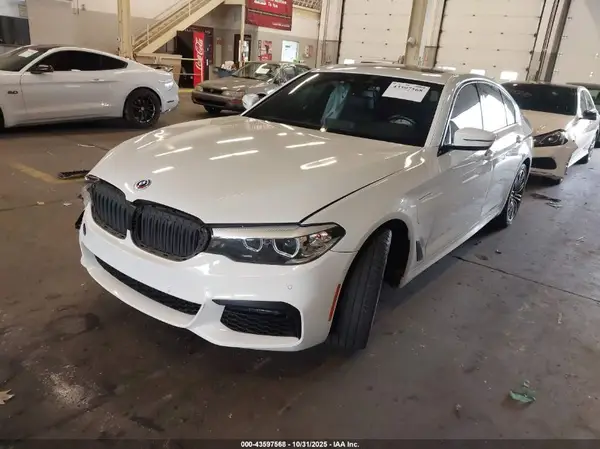 WBAJA9C52KB389712 2019 BMW 5ER - Image 2
