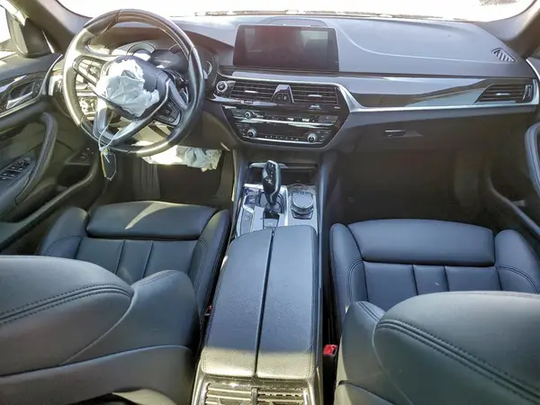 WBAJA9C52KB389760 2019 BMW 5ER - Image 8