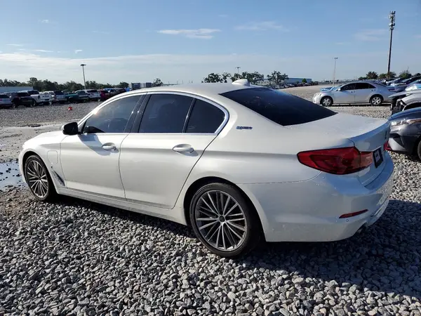 WBAJA9C52KB392853 2019 BMW 5ER - Image 2