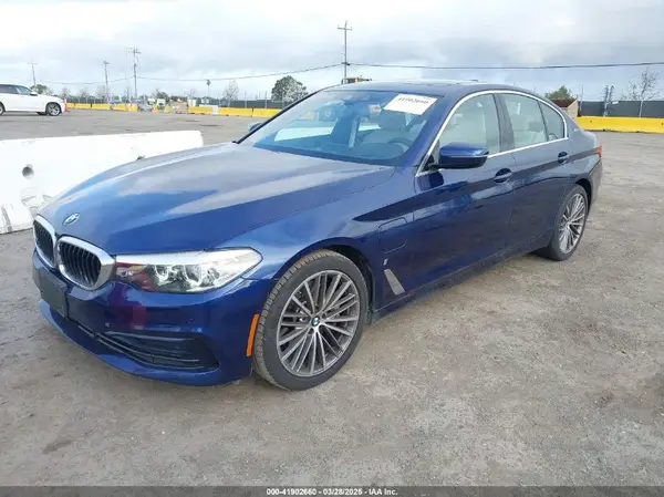 WBAJA9C52KB398782 2019 BMW 5ER - Image 2