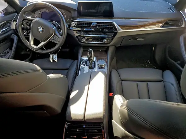 WBAJA9C52KB399656 2019 BMW 5ER - Image 8