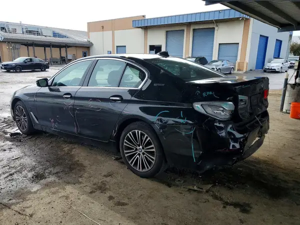 WBAJA9C53JB033350 2018 BMW 5ER - Image 2