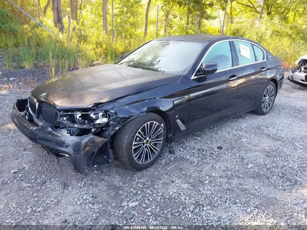 WBAJA9C53JB250459 2018 BMW 5ER - Image 2