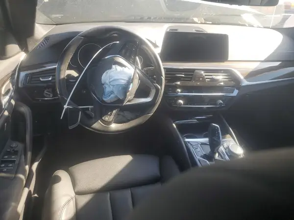 WBAJA9C53JB251062 2018 BMW 5ER - Image 8