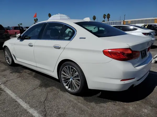 WBAJA9C53JB251207 2018 BMW 5ER - Image 2