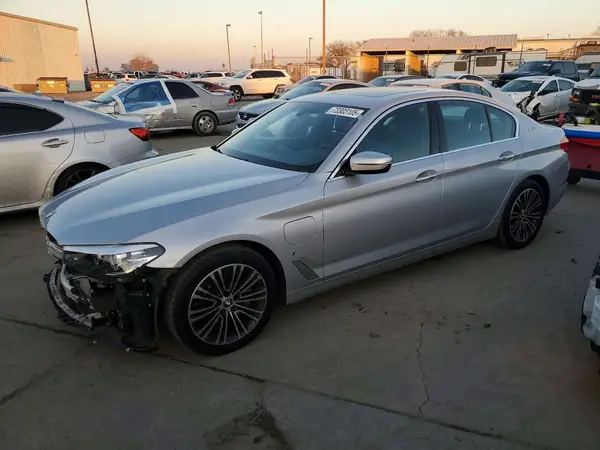 WBAJA9C53JB251711 2018 BMW 5ER - Image 1