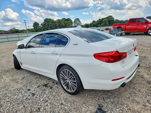 WBAJA9C53JB252454 2018 BMW 5ER - Image 2