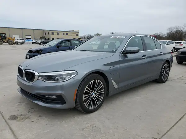 WBAJA9C53JG623289 2018 BMW 5ER - Image 1