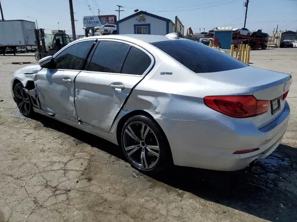 WBAJA9C53KB253749 2019 BMW 5ER - Image 2