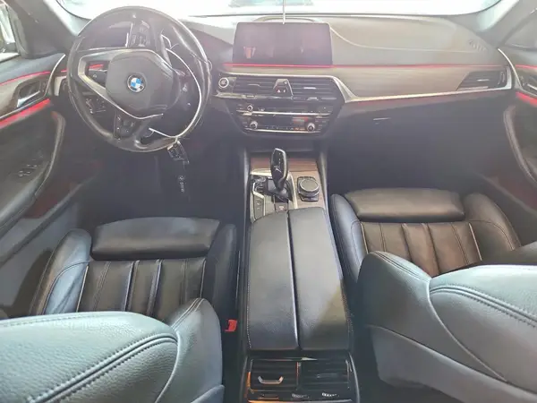 WBAJA9C53KB389038 2019 BMW 5ER - Image 8