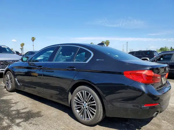 WBAJA9C53KB392960 2019 BMW 5ER - Image 2