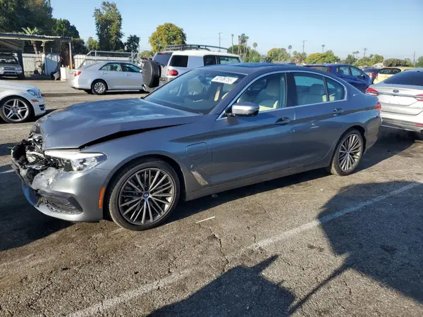 WBAJA9C53KB399584 2019 BMW 5ER - Image 1