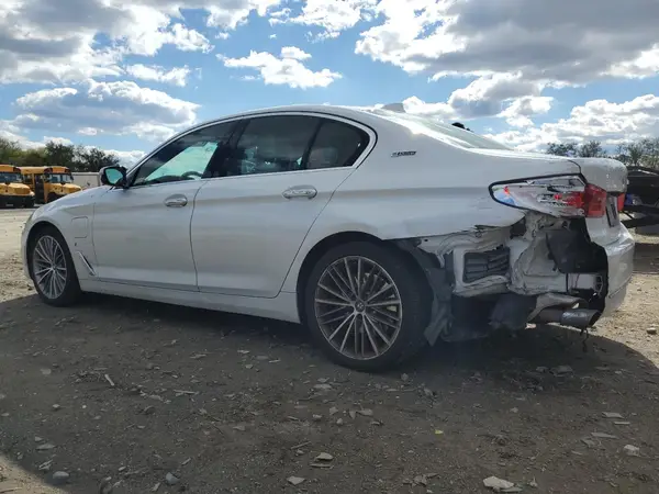 WBAJA9C54JB032871 2018 BMW 5ER - Image 2