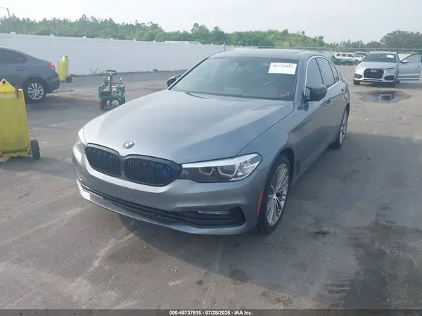 WBAJA9C54JB033177 2018 BMW 5ER - Image 2