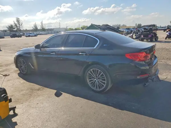 WBAJA9C54JB251877 2018 BMW 5ER - Image 2