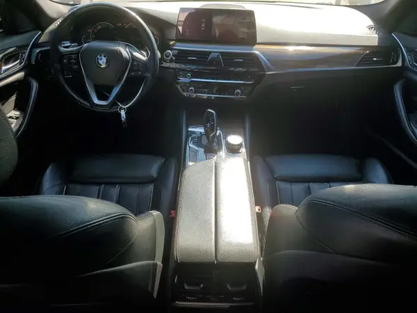 WBAJA9C54JB251877 2018 BMW 5ER - Image 8