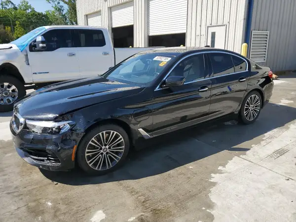 WBAJA9C54JB252186 2018 BMW 5ER - Image 1