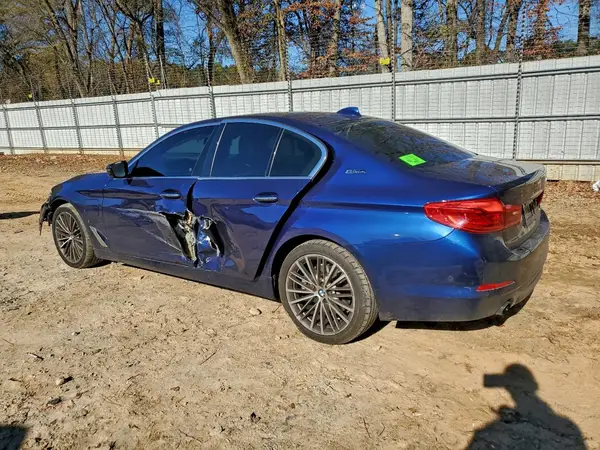 WBAJA9C54JB253340 2018 BMW 5ER - Image 2