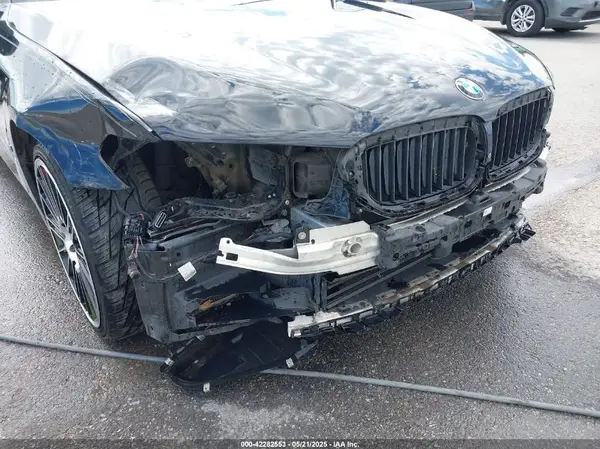 2019 BMW 5 Series auction photo 6