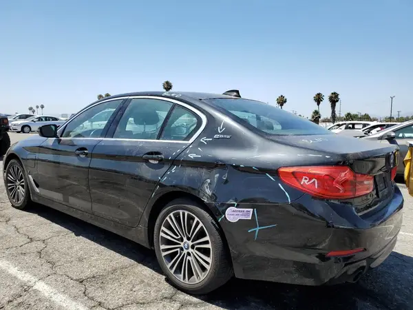 WBAJA9C54KB253727 2019 BMW 5ER - Image 2