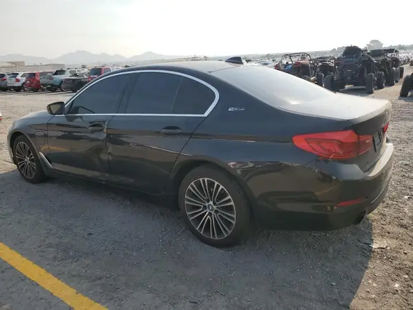 WBAJA9C54KB389016 2019 BMW 5ER - Image 2