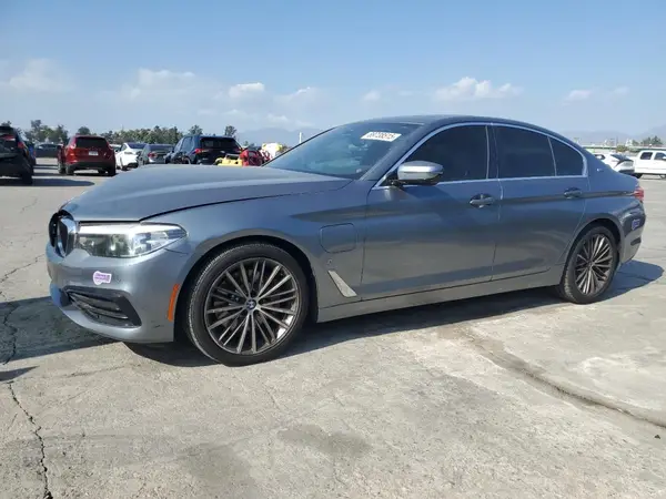 WBAJA9C54KB389419 2019 BMW 5ER - Image 1
