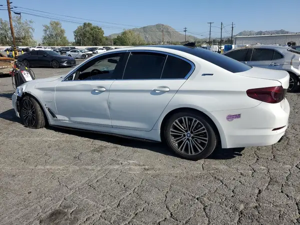 WBAJA9C54KB389629 2019 BMW 5ER - Image 2