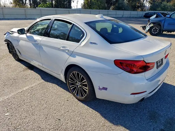 WBAJA9C54KB393986 2019 BMW 5ER - Image 2