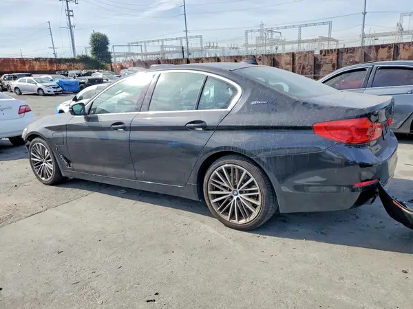 WBAJA9C54KB399027 2019 BMW 5ER - Image 2