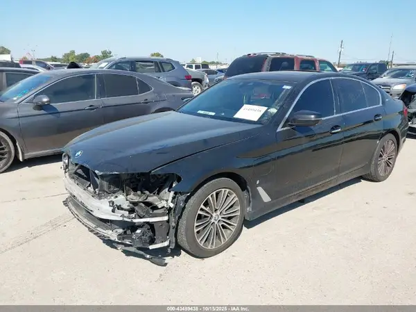 WBAJA9C55JB032734 2018 BMW 5ER - Image 2