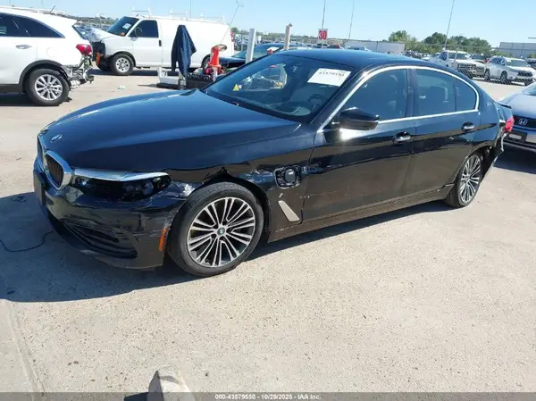 WBAJA9C55JB032877 2018 BMW 5ER - Image 2