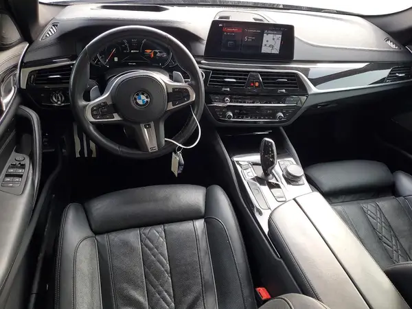 WBAJA9C55JB033138 2018 BMW 5ER - Image 8