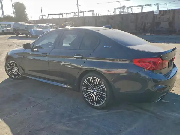 WBAJA9C55JB033513 2018 BMW 5ER - Image 2