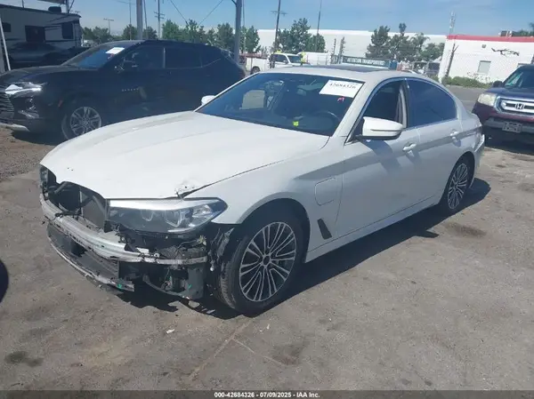 WBAJA9C55JB033916 2018 BMW 5ER - Image 2