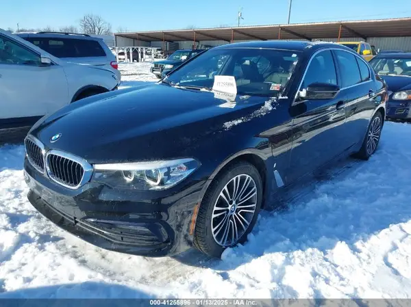 WBAJA9C55JB249488 2018 BMW 5ER - Image 2